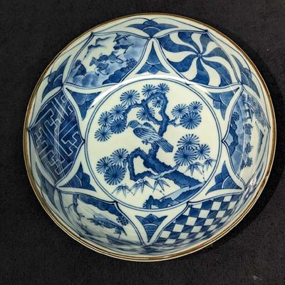 Sale Photo Thumbnail #247: Vintage Chinese Batavia Ware Blue & White Bowl