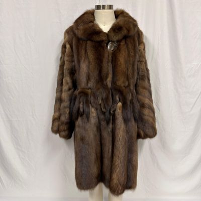 Sale Photo Thumbnail #301: Sable Fur Coat Brown Patterned Textured Tail Panel FurNN