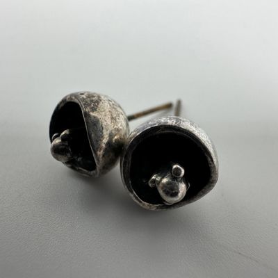Silver Floral Flower Stud Earrings R3