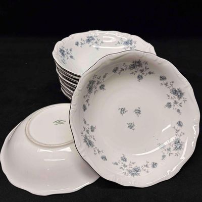 Sale Photo Thumbnail #162: 10pc Vintage Johann Haviland Blue Garland Coupe Soup Bowls Set