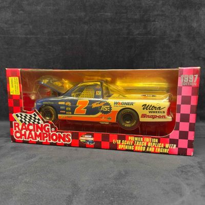 Sale Photo Thumbnail #279: Racing Champions 1:18 Scale Truck Replica 1997 Premier Edition Team ASI