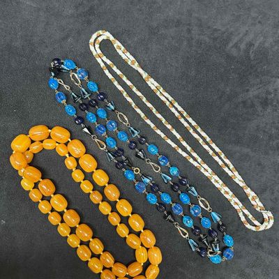 Sale Photo Thumbnail #130: Costume Jewelry Necklace Set of 3 Three Long Necklaces Plastic Beads G76