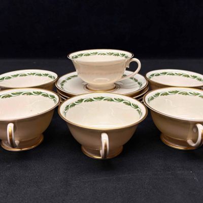 12pc Vintage Franciscan Arcadia Green Plumes Footed Teacup and Saucers
