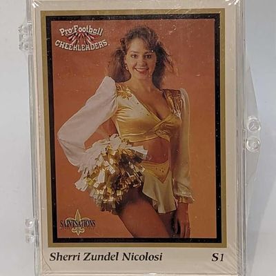 Sale Photo Thumbnail #308: Sealed Sideliners Pro Football Cheerleaders Minnesota Vikings E