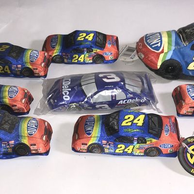 Sale Photo Thumbnail #356: Speedy Beanies Collection - Mostly Jeff Gordon