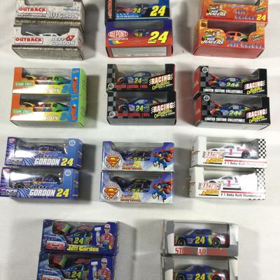 Sale Photo Thumbnail #346: 22 Race Cars All New in Packaging 1:64 Scale