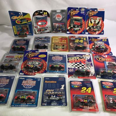 Sale Photo Thumbnail #326: Jeff Gordon Matchbox Cars - 20 Total