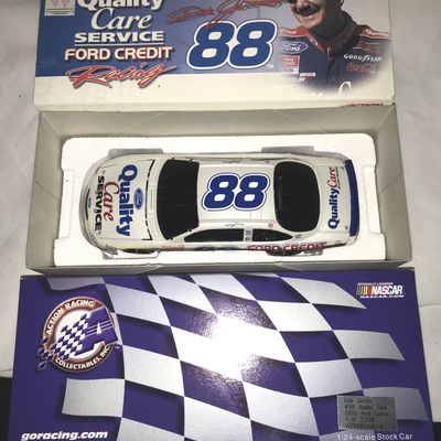 Sale Photo Thumbnail #286: Dale Jarrett #88 Quality Care 1999 Ford Taurus