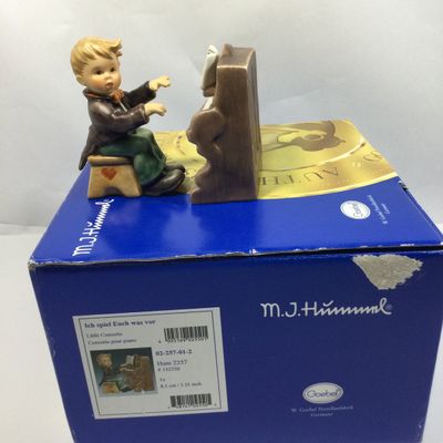 Sale Photo Thumbnail #192: Hummel Little Concerto HUM2257 in original box