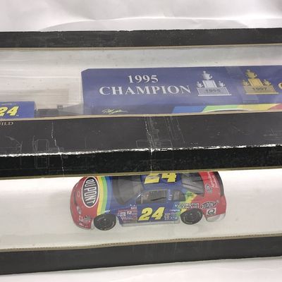 Sale Photo Thumbnail #305: Brookfield Jeff Gordon 1995 & 1997 Champion