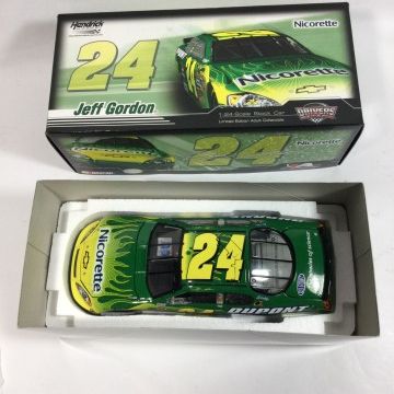 Sale Photo Thumbnail #215: Jeff Gordon #24 Nicorette 1 of 876 Diecast