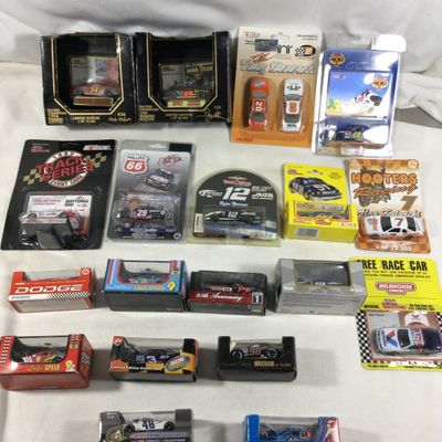 Sale Photo Thumbnail #332: 20 toy race cars all sealed packages