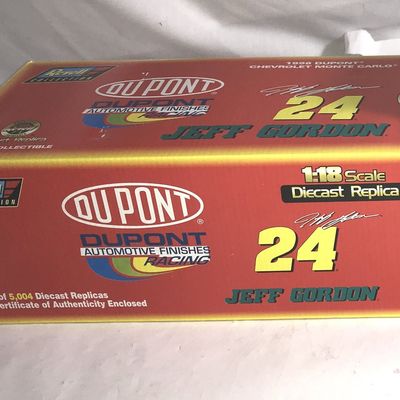 Sale Photo Thumbnail #296: Jeff Gordon #24 DuPont 1998 Chevy Monte Carlo
