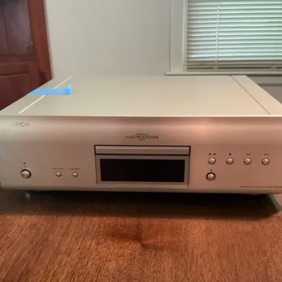 Denon DCD-1700NE Super Audio CD/CD player