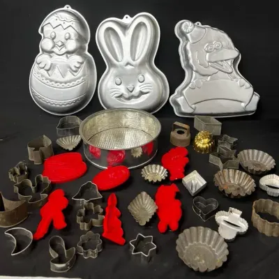 Vintage Wilton Cake Pans & Assorted Metal Baking Molds