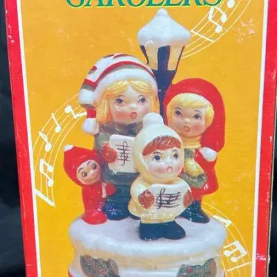Vintage Ceramic Christmas Carolers 