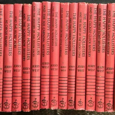 19 Vintage The Happy Hollisters Hardcover Books by Jerry West