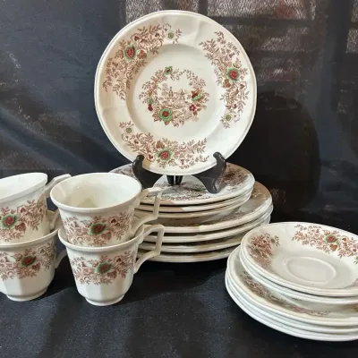 Iroquois China “The Henry Ford Museum Collection”