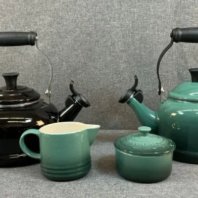 Le Creuset Tea Kettles With Cream & Sugar