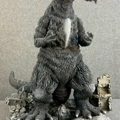Godzilla 1954 Omega Beast Series Limited Edition B/W Film 70 Anniversary