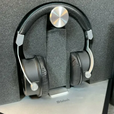 McIntosh MHP1000 Headphones