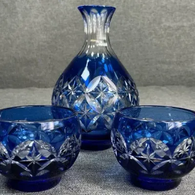 Kagami Crystal Sake Set In Cobalt 