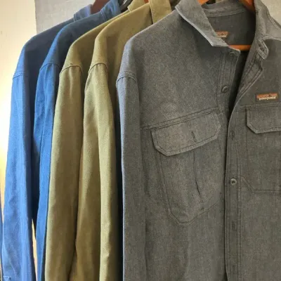 Patagonia Men's Button ups in Large