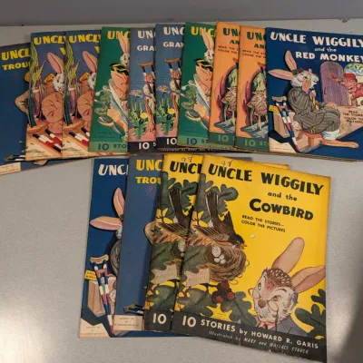 Sale Photo Thumbnail #341: Collection of vintage Uncle Wiggily children's storybooks by Howard R. Garis, featuring softcover editions with colorful illustrated covers.