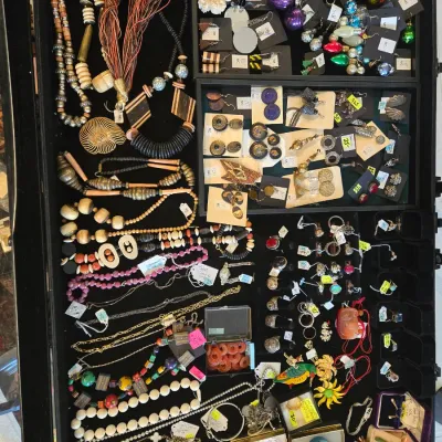 Sale Photo Thumbnail #121