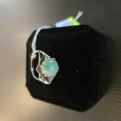 Sale Photo Thumbnail #138: jade 10k white gold