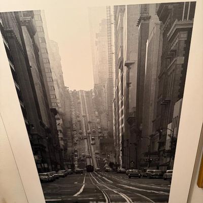 Sale Photo Thumbnail #107: Framed Todd Walker art print featuring a 1964 black-and-white photograph of California Street in San Francisco.