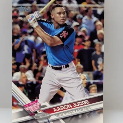 2018 Topps Aaron Judge New York Yankees Home Run Derby baseball card, appearing in near-mint condition.