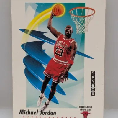 1990-91 SkyBox Michael Jordan Chicago Bulls trading card #41.