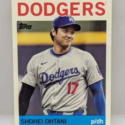 2024 Topps Heritage Shohei Ohtani #17 Los Angeles Dodgers baseball card in near-mint condition.