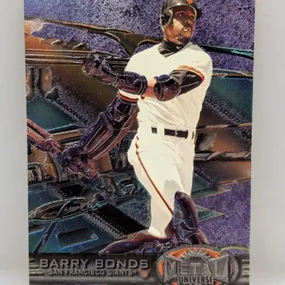 1997 Fleer Metal Universe Barry Bonds baseball card #199 in good condition.