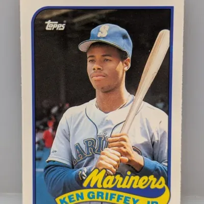 1989 Topps Traded Ken Griffey Jr. rookie baseball card #41T, featuring him in his Seattle Mariners uniform.