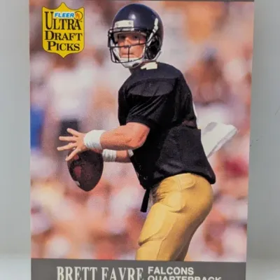 1991 Fleer Ultra Draft Picks Brett Favre rookie trading card, featuring him as an Atlanta Falcons quarterback.