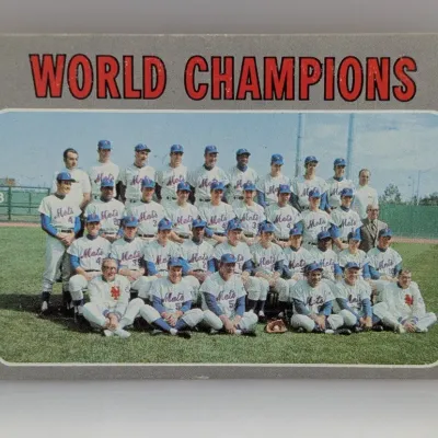  Vintage 1970 Topps World Champions New York Mets team baseball card #1.