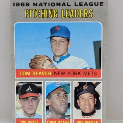 1970 Topps #61 1969 National League Pitching Leaders trading card, featuring Tom Seaver, Phil Niekro, Fergie Jenkins, and Juan Marichal.
