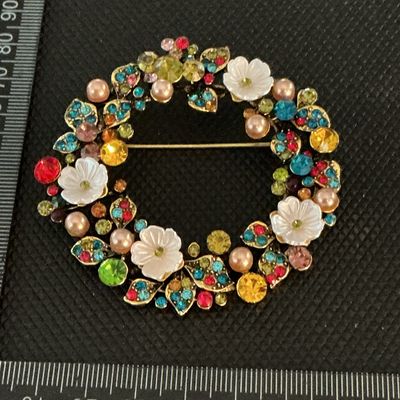 Multicolor Rhinestone & Faux Pearl Floral Wreath Brooch