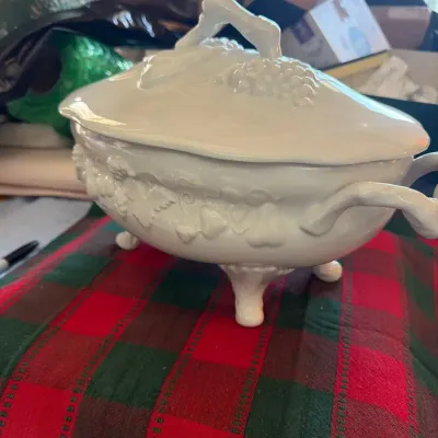 Philippe Deshoulières California Blanc de Blanc Porcelain Tureen
