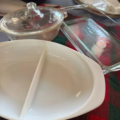 Vintage Pyrex Bakeware & Divided Serving Dish