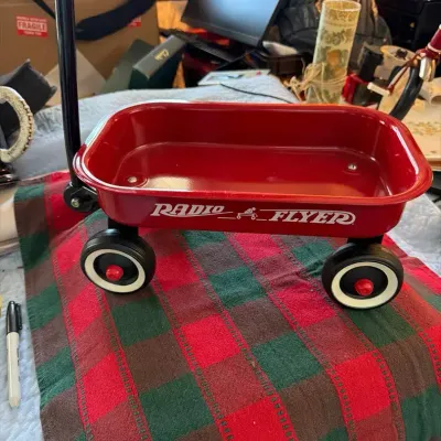 Radio Flyer Miniature Wagon