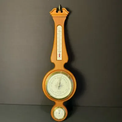 Airguide’s Wall Weather Station