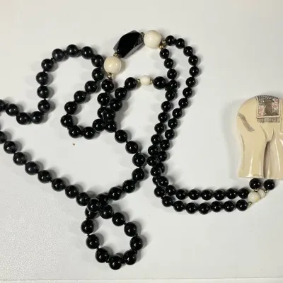 Onyx And Carved Bone Elephant Necklace (broken)