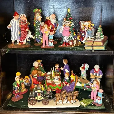 Department 56 Figurines  And Music Box: 31pcs