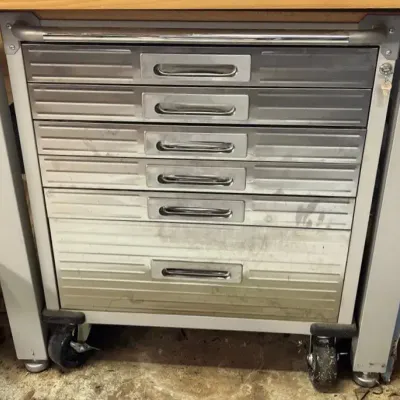 Locking Metal Rolling Toolbox w/ Contents 