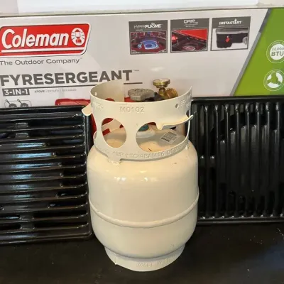 Coleman Propane Grill With Tank 