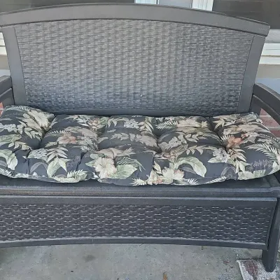 Suncast Loveseat With Storage 