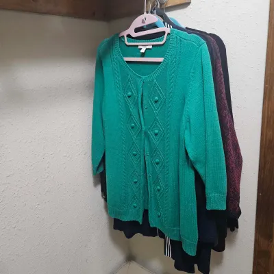 Sale Photo Thumbnail #687